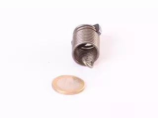 Belarus/MTZ feeder control spring + pin (traditional feeder UTN) (1)
