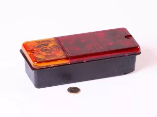 light red-yellow IFA (0)