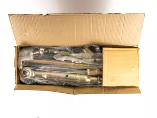 3 Point Rear Hitch kit (boxed) (2)