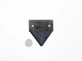 Alternating lawnmower knife blade, toothed (0)