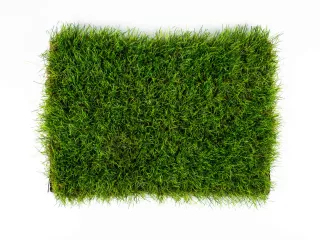 Artificial turf 4 cm long, made of four-color fibers with a density of 21,000 stitches/m2 (3)