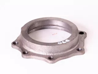 Belarus/MTZ bearing housing 066 (driving front axle) (0)