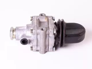 Belarus/MTZ brake- valve, 80, original (1)