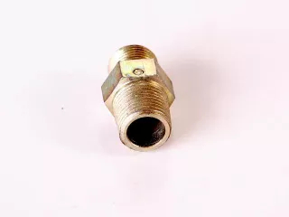 Belarus/MTZ C-100 main cylinder with conical nipple valve (1)