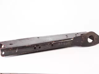 Belarus/MTZ cabine holder frame process left (1)