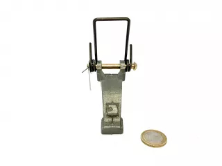 Belarus/MTZ clutch fork complete (spring, pin, adjusting screw, nut) (2)