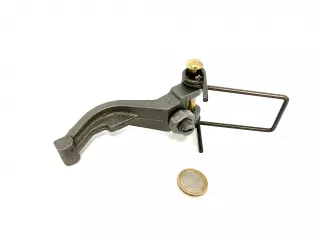 Belarus/MTZ clutch fork complete (spring, pin, adjusting screw, nut) (0)