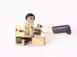 Belarus/MTZ completely new type of door lock inside, left, original (0)