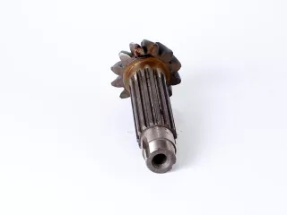 Belarus/MTZ differential shaft syncrone gear 1025 (1)