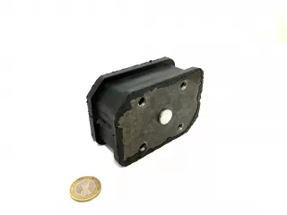 Belarus/MTZ engine mounting rubber (0)