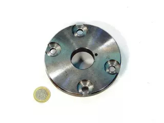 Belarus/MTZ front sleeve feeder ( bracket holder) blind flange (1)