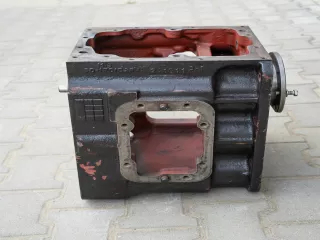 Belarus/MTZ gearbox housing, original (used) (2)