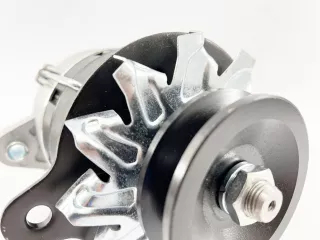 Belarus/MTZ generator 14V, 700W, 2 outlets, Lithuanian, Jubana Jobs (4)