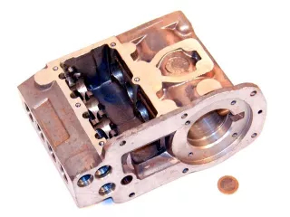 Belarus/MTZ injection pump house (UTN) original (4)