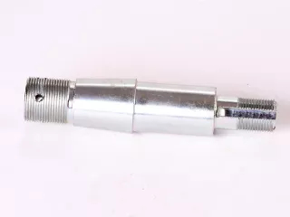 Belarus/MTZ pin L = 148, d = 5.28, GE-30-ES, M27x1.5 (8) orbit (0)