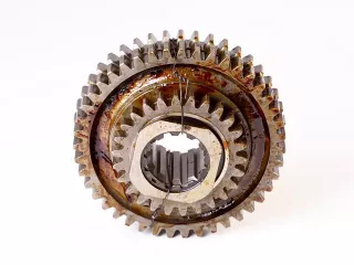 Belarus/MTZ pinion 060 Z = 43/43/26 pairs (twins) mounted (1)