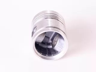 Belarus/MTZ piston 50,C,5 ring (1)