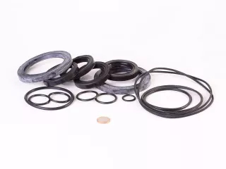 Belarus/MTZ rear axle rubber ring kit with symerings (0)