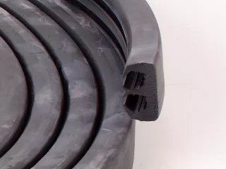 Belarus/MTZ rubber profile 50-inch sliding (0)