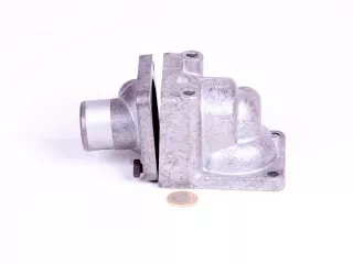 Belarus/MTZ thermostat housing new type (0)