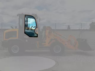 Force 1016 wheel loader window glass, right door (1)