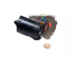 Force 1020 Stage V front wiper motor (1)
