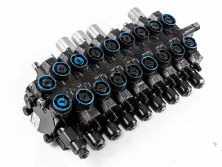 Force 108 hydraulischer Steuerblock (1)