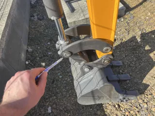 Force 317 boom pin 30mm x 180mm (3)