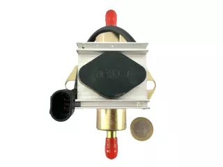 Force 325 Stage V elektrische Kraftstoffpumpe (4)