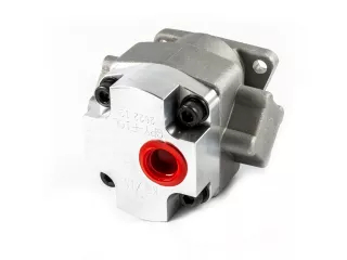 Force 325 Stage V hydraulic pump (1)