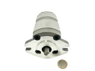 Force 325 Stage V hydraulic tandem pump (3)