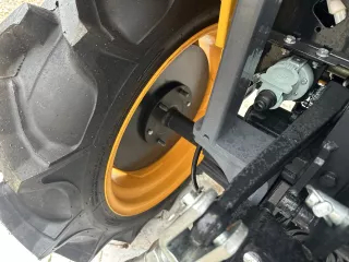 Force 325 wheel spacer and wheel weight, 18 kg, 20mm (1)