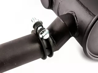 Force 915 Auspuff (3)