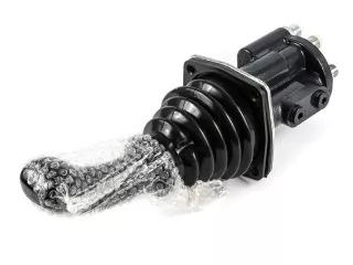 Force 915 Hydrauliksteuerblock Niederdruck (Joystick) v2. (1)