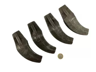 Force 915 post hole digger weldable side blade set v1. (2)