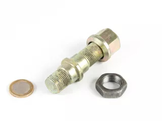 Force 915 wheel bolt and nuts (2)