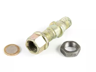 Force 915 wheel bolt and nuts (3)