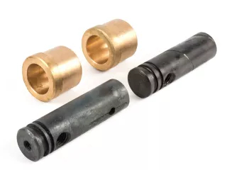 Front axle pin en bush for Japanese compact tractor Kubota B5001, B7001 (0)