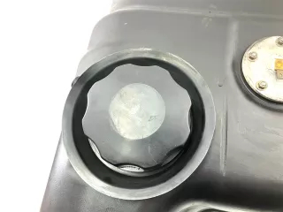 Fuel tank for Iseki AT25 Japanese compact tractor, used (3)