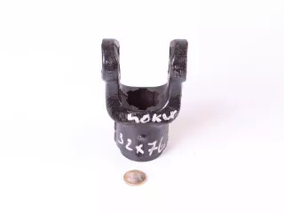 Gabel für Gelenkwelle (40Kw - 53PS) (z6) 32x76 (0)