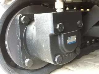 Hydraulischer Marschmotor Force 310 Ex (2)