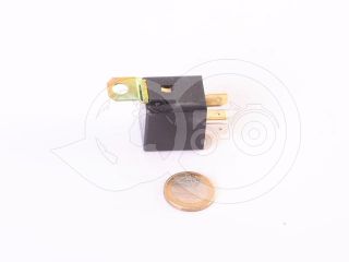 Belarus/MTZ 90.3747 relay (plastic cover, 5 pin, plug) (0)