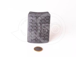 Belarus/MTZ pedal rubber not flange (2)