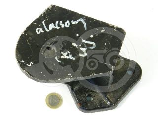 Belarus/MTZ cabine holder left rear console, a new type (low) (1)