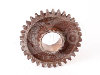 Belarus/MTZ pinion 224 Z = 32/18 (1 and reverse gear) (1)