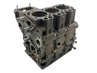 Iseki E3112 engine block, used (1)