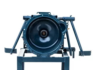 Kubota B1600DT clutch housing, used (2)