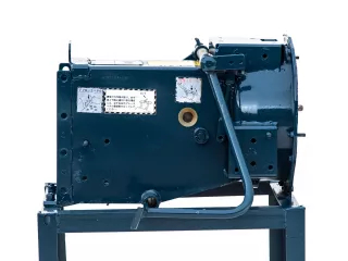 Kubota B1600DT clutch housing, used (3)