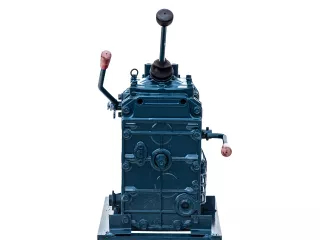 Kubota B1600DT gearbox unit, used (3)