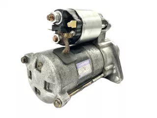 Kubota D1005 starter motor, 67980-31151 (228000-5910), used. (1)